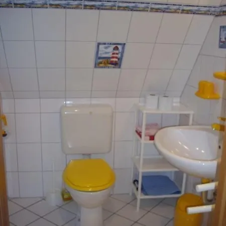Lägenhet Ferienwohnung Im Friesenhaus Dikhus - #125557